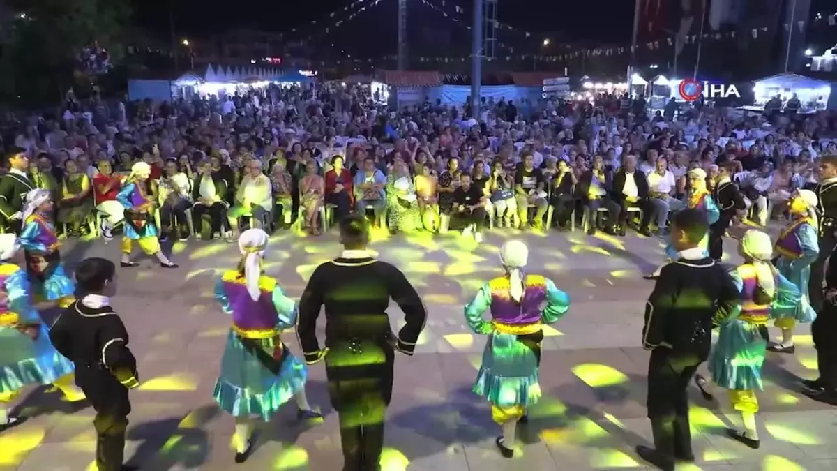 Yöreler Renkler Festivali, Karadeniz Gecesi ile Coşkulu Bir Şekilde Devam Ediyor