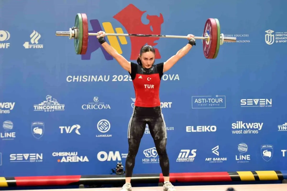 Cansel Özkan Bronz Madalya Kazandı