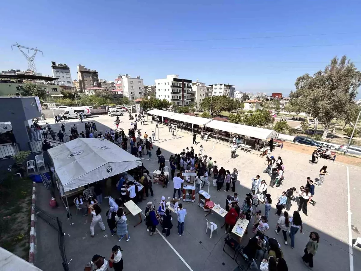 İskenderun’da Coşkulu Bahar Şenliği
